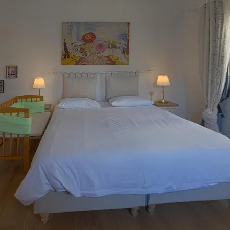 Apartament In And Out